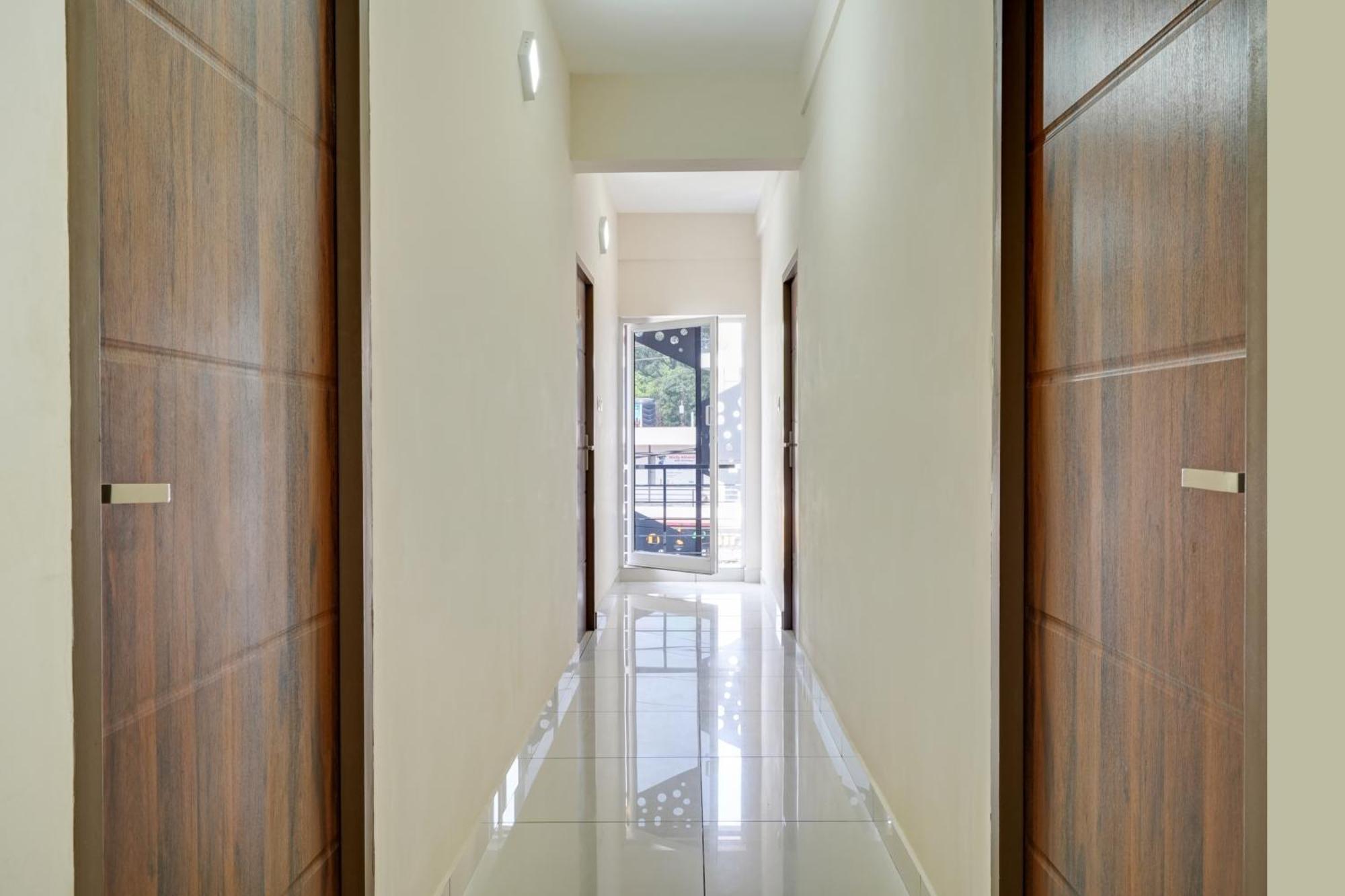 Gypsy Hotel Cusat Kochi Exteriér fotografie